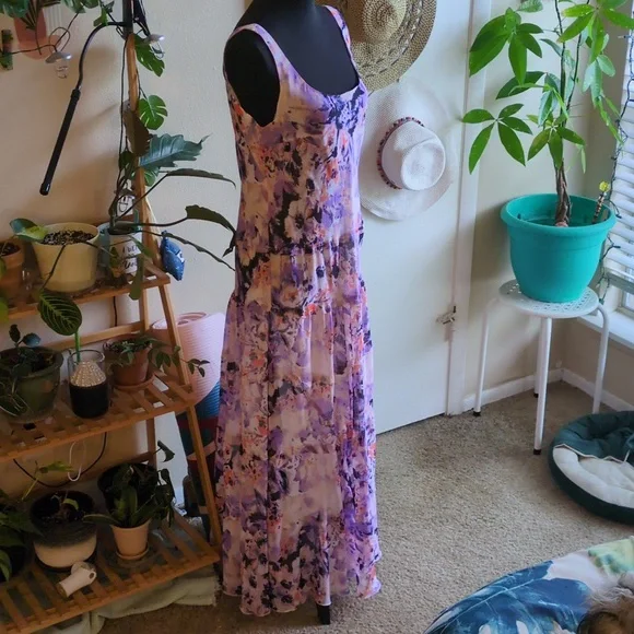 Nine West Tiered Floral-Print Maxi Dress Sz 12 - Picture 4 of 6